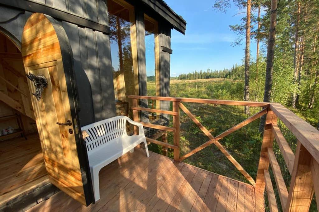 Viking House In The Tree! Jacuzzi, Sauna,Apkure! Lici  Exterior photo