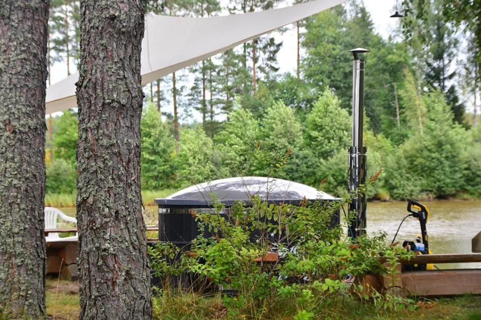 Viking House In The Tree! Jacuzzi, Sauna,Apkure! Lici  Exterior photo